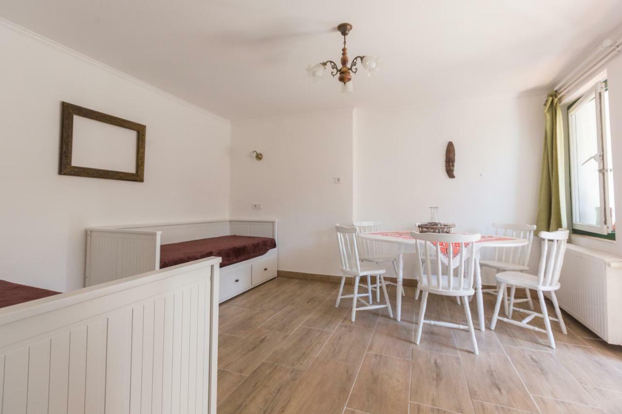 Gadoros Vendeghaz Hotell Egerszalók Exteriör bild