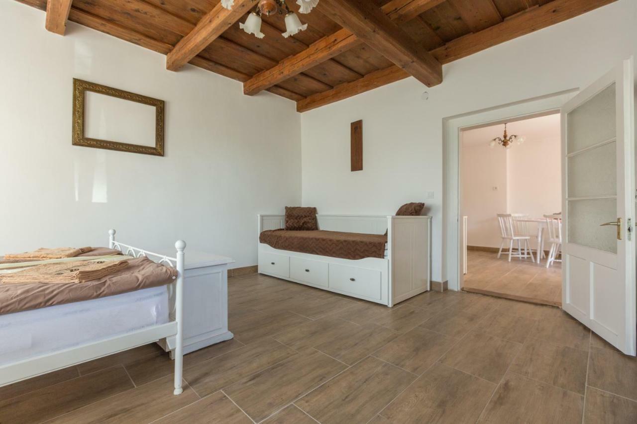 Gadoros Vendeghaz Hotell Egerszalók Exteriör bild